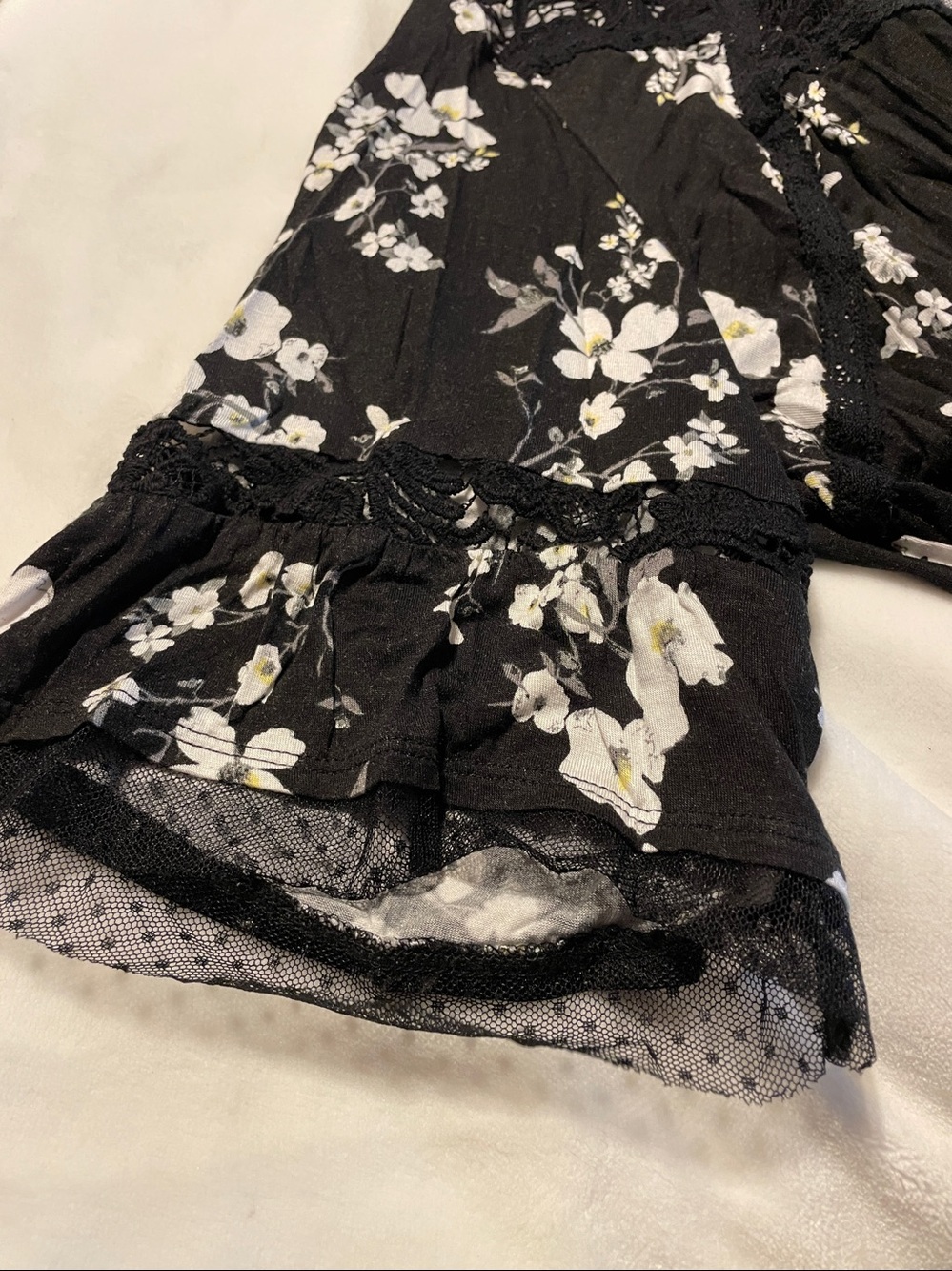 Black Floral Lace Cato Women’s Boho Top Plus size 22/24W - Picture 4 of 12